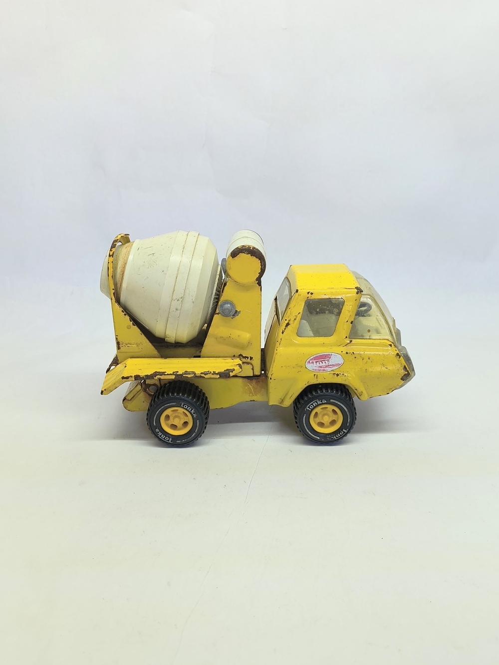 VINTAGE 70s Tonka Yellow Cement Mixer Truck Spinning Working Drum Pressed Steel